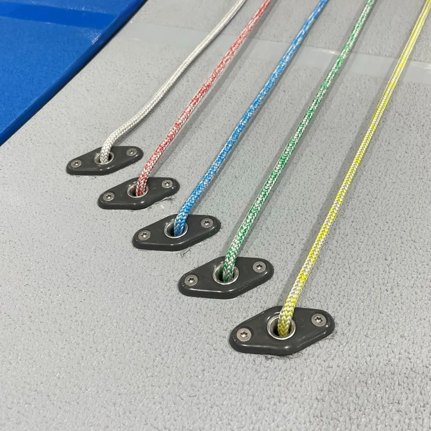 Allen Däcksgenomföring Skodd 6mm