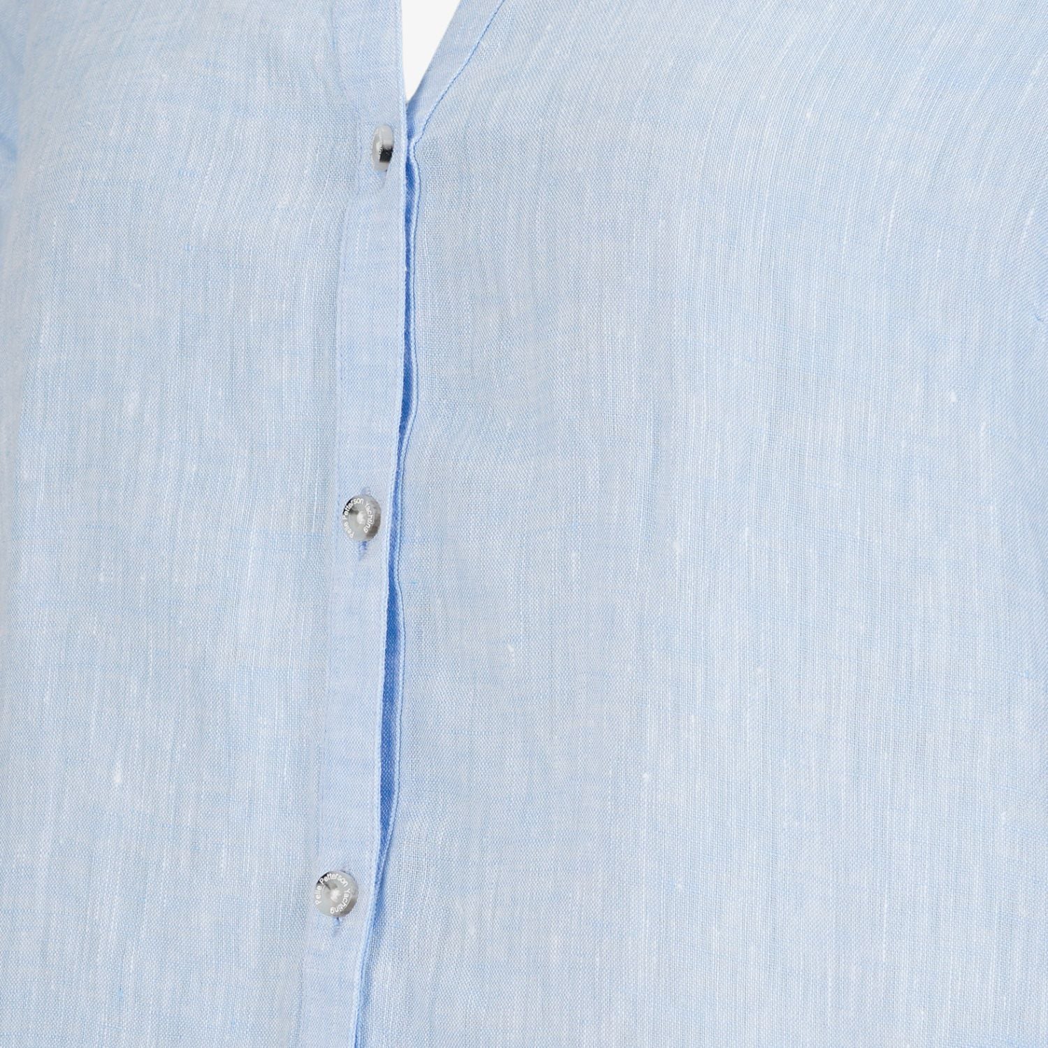 Pelle P Linneblus Dam, Ljusblå